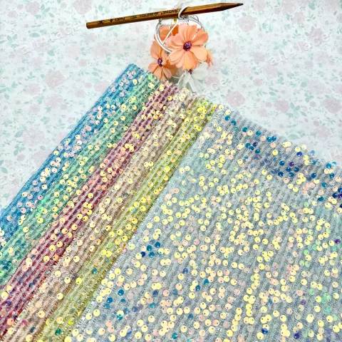 5mm Sequin Gold Thread Base