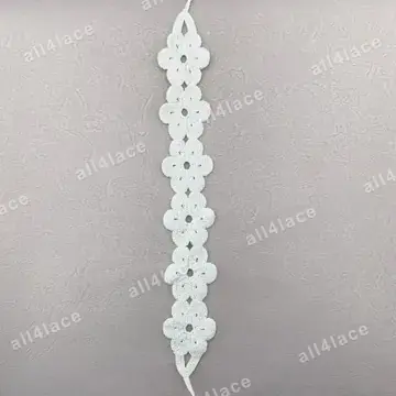 Ivory Floral Crochet-Style Tie