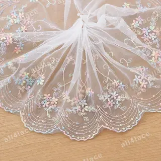 Pastel Garland Tulle Scallop Border
