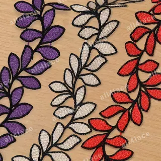 Purple Red and White Leaf Vine Trim